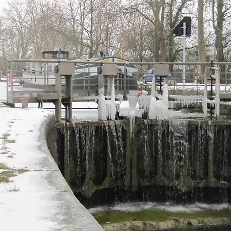 Couette-café Pause Canal