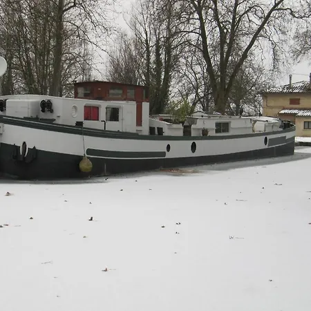 Couette-café Pause Canal